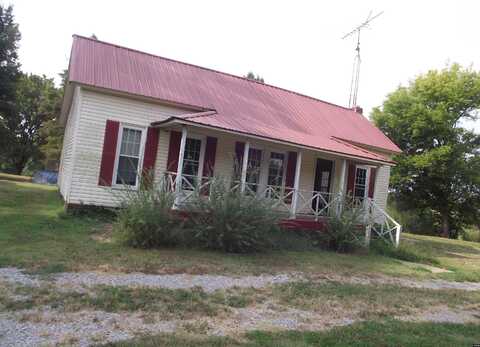 1389 Davis, Troy, TN 38260