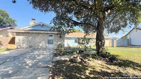 319 Whitecliff, San Antonio, TX 78227