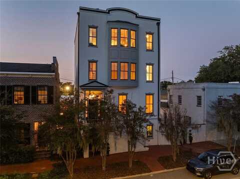 510 E Mcdonough Street, Savannah, GA 31401