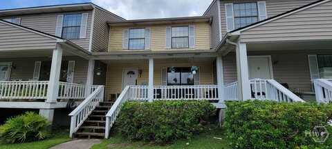 912 Pineland Avenue, Hinesville, GA 31313