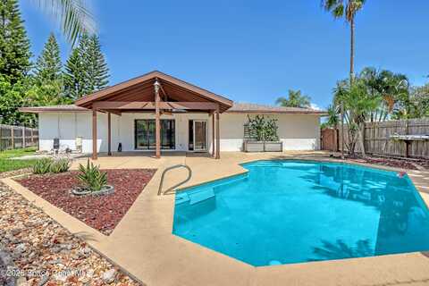 210 Applewood Circle, Melbourne, FL 32940