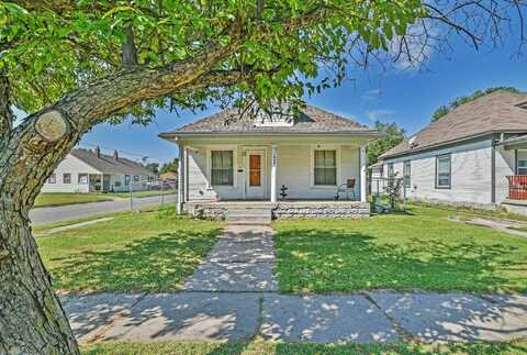 1439 S Saint Francis Ave, Wichita, KS 67211