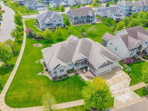 1002 Millies Way, Waunakee, WI 53597