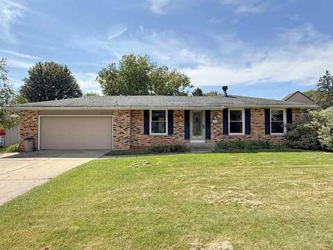 425 Applewood Lane, Janesville, WI 53548