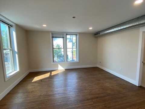 107 E Main Street, Mount Horeb, WI 53572