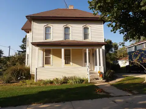330 W Main Street, Princeton, WI 54968