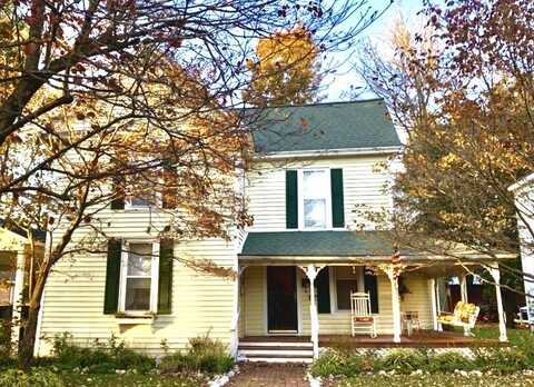 206 East Cypress, Charleston, MO 63834