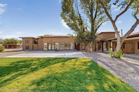 8909 Rio Grande Boulevard NW, Los Ranchos, NM 87144