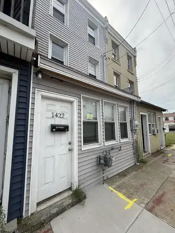 1422 Baltic Ave, Atlantic City, NJ 08401