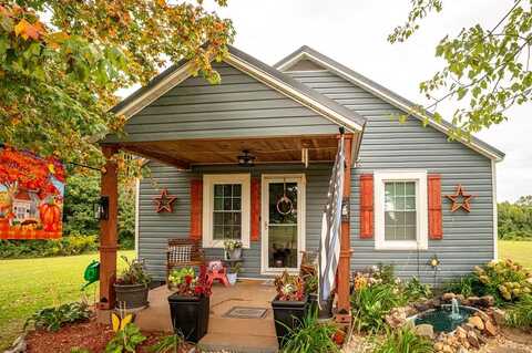 812 E Sycamore Street, Chase City, VA 23924