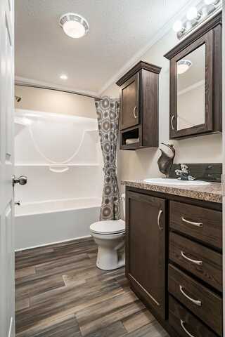 340 Canterbury, Newport, MI 48166