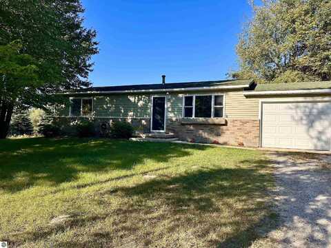 1950 N Haze Road, Beulah, MI 49617