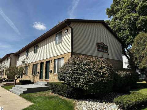 914 S Douglas Drive, Mount Pleasant, MI 48858