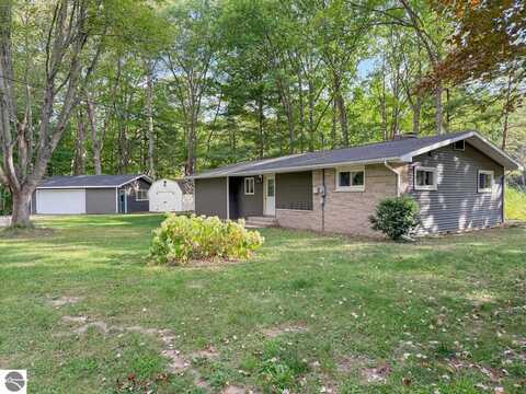 3179 W Pere Marquette Road, Coleman, MI 48618