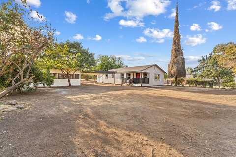 19445 Rea Road, Strathmore, CA 93267