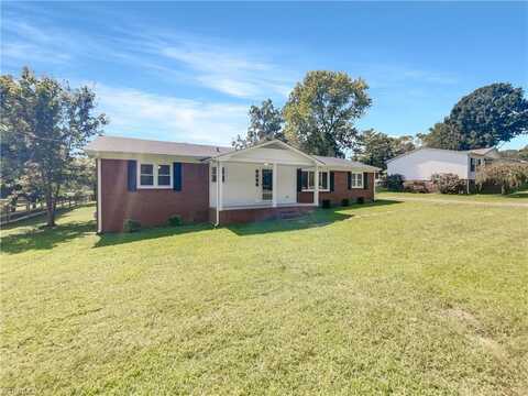 2030 Chesapeake Drive, Rural Hall, NC 27045