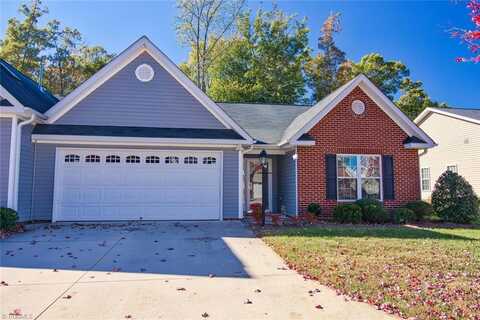 1522 Langdon Village Drive, Clemmons, NC 27012