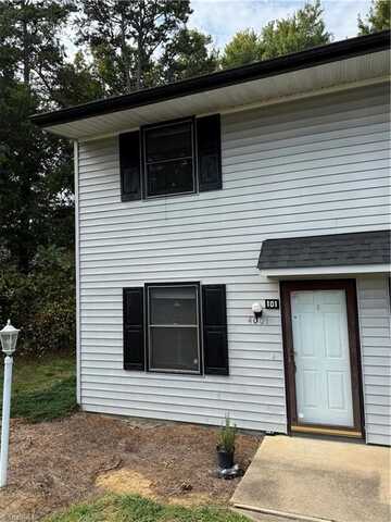 4001 S Bend Drive, Winston Salem, NC 27107