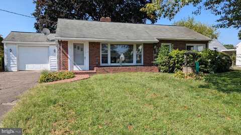 7 BARBARA AVENUE, WILLOW STREET, PA 17584