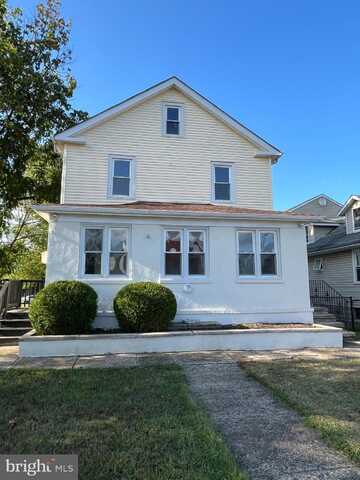 105 MECRAY LANE, MAPLE SHADE, NJ 08052