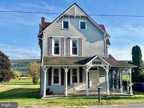 126 W MAIN STREET, REBERSBURG, PA 16872