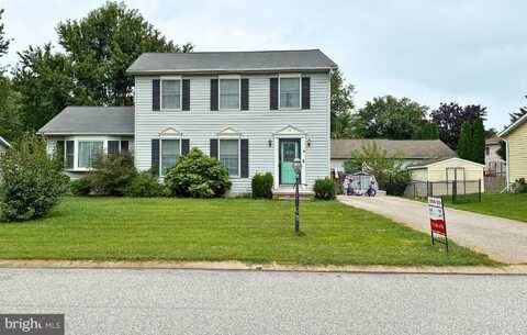 18 CARDINAL DRIVE, HANOVER, PA 17331