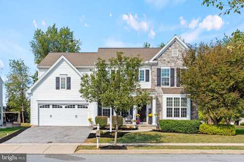 941 POWDER HORN DRIVE, HUMMELSTOWN, PA 17036