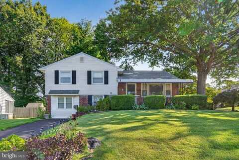 15 GLENWOOD CIRCLE, ALDAN, PA 19018