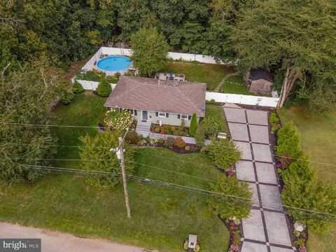 111 EARL AVENUE, GLASSBORO, NJ 08028
