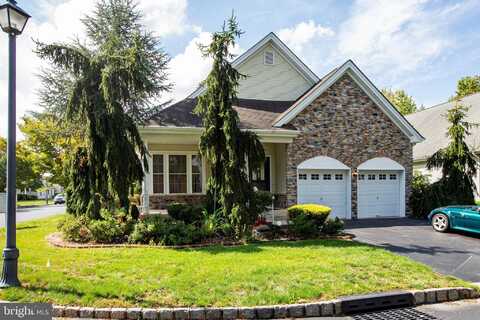 97 HUMMINGBIRD DRIVE, HAMILTON, NJ 08690