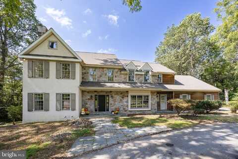 61 HOWSON LANE, GLENMOORE, PA 19343