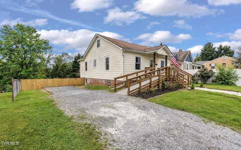 142 E Park Drive unit: B, Kingsport, TN 37660