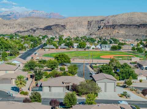 968 N 300 W, Hurricane, UT 84737