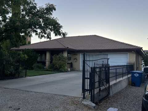 865 Lava Flow DR, Santa Clara, UT 84765