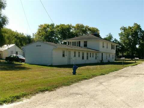 2836 Independence Avenue, Waterloo, IA 50707