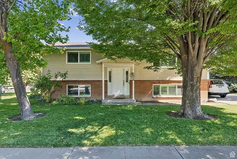 2638 N 1325 W, Clinton, UT 84015