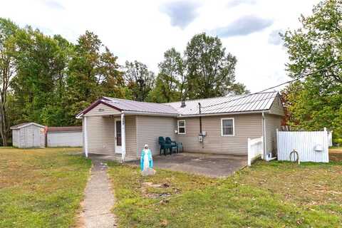 320 Cemetery Rd, Perry Twp, PA 15473