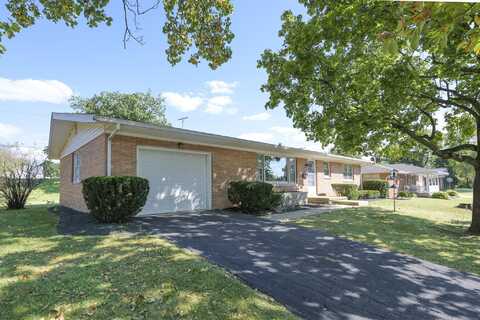 113 Pleasant Drive, Bellefontaine, OH 43311