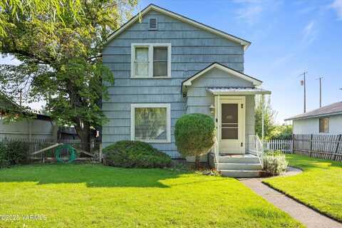 305 N 9th St, Yakima, WA 98901