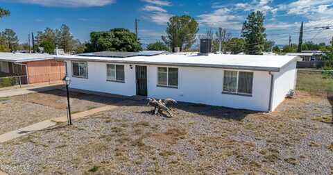 312 2ND Street, Huachuca City, AZ 85616
