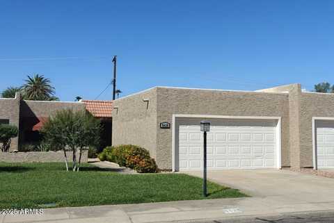 8428 E MALCOMB Drive, Scottsdale, AZ 85250