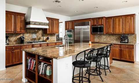 2307 W SIENNA BOUQUET Place, Phoenix, AZ 85085