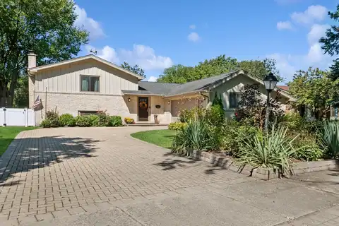 3134 Maple Leaf Drive, Glenview, IL 60026
