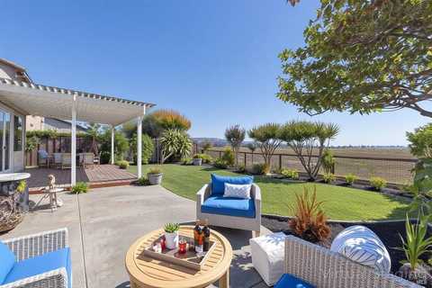 91 S Newport Drive, Napa, CA 94559