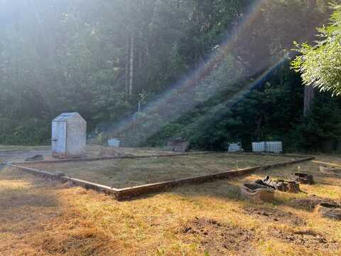 1901 Fort Bragg Road, Willits, CA 95490