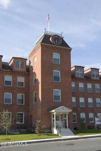 71 South Church St, Pittsfield, MA 01201
