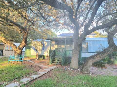 2548 Blue Marlin Street SW, Supply, NC 28462