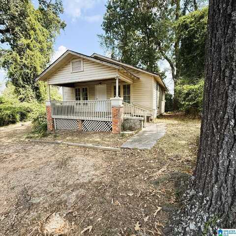 147 WICKSTEAD ROAD, HUEYTOWN, AL 35023