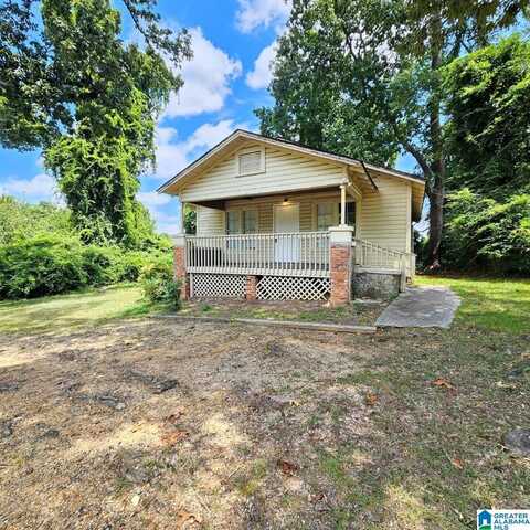 147 WICKSTEAD ROAD, HUEYTOWN, AL 35023