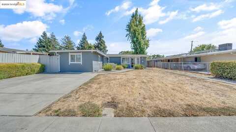 1443 Minnesota St, Fairfield, CA 94533